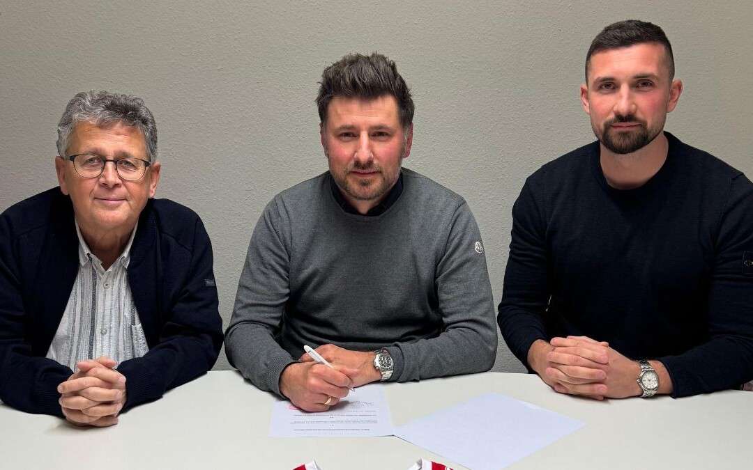 Trainer verpflichtet