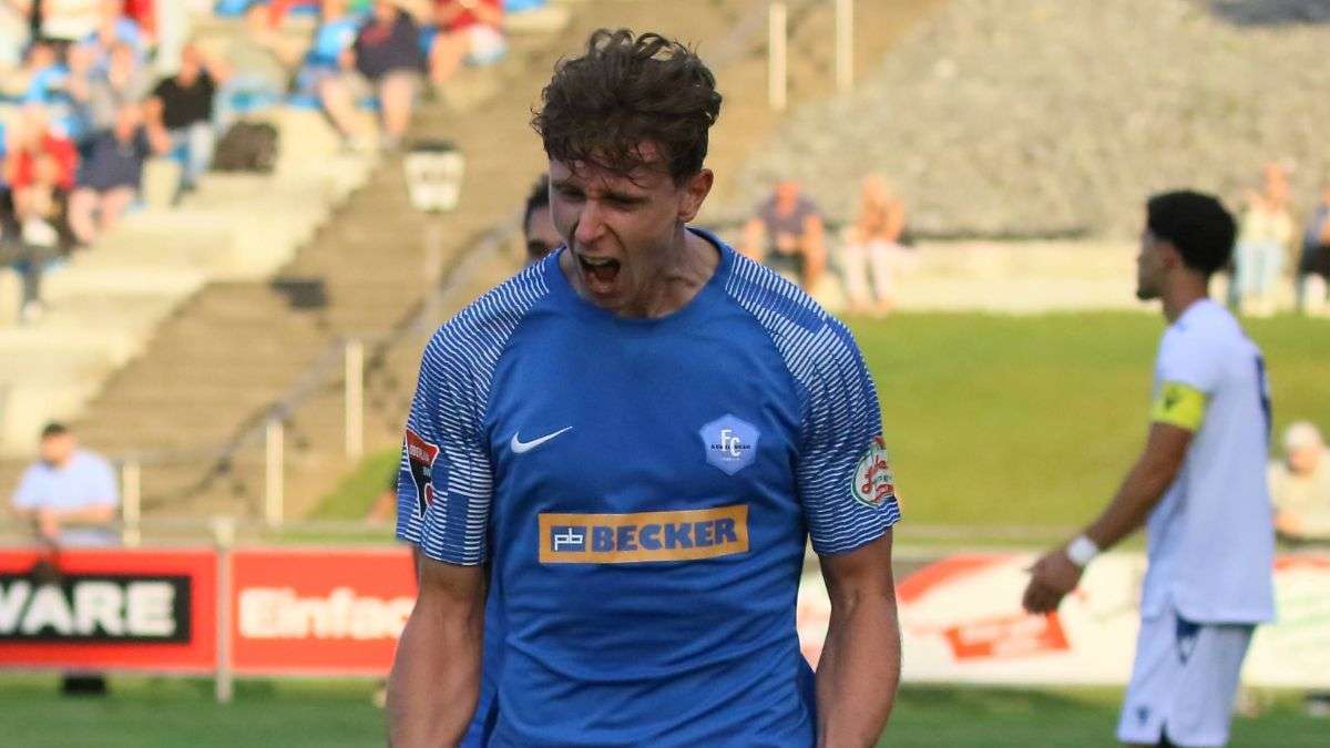FC_Denzlingen_Torjubel_KSC FC Denzlingen Torjubel gegen den KSC 2