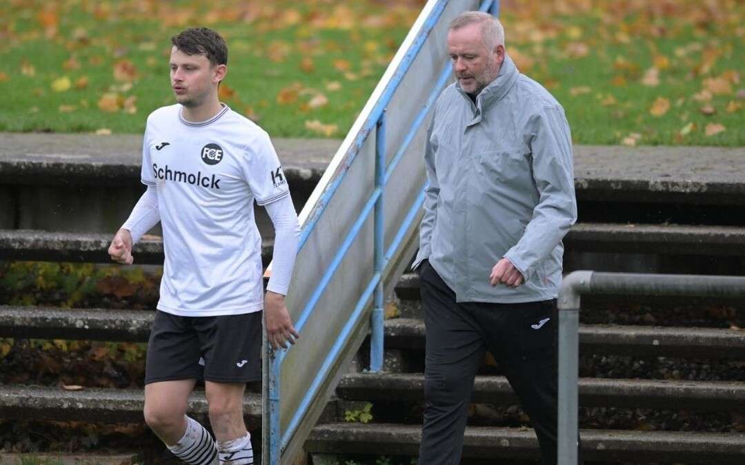 Oliver Dewes und Jakob Grießbaum bleiben an Bord