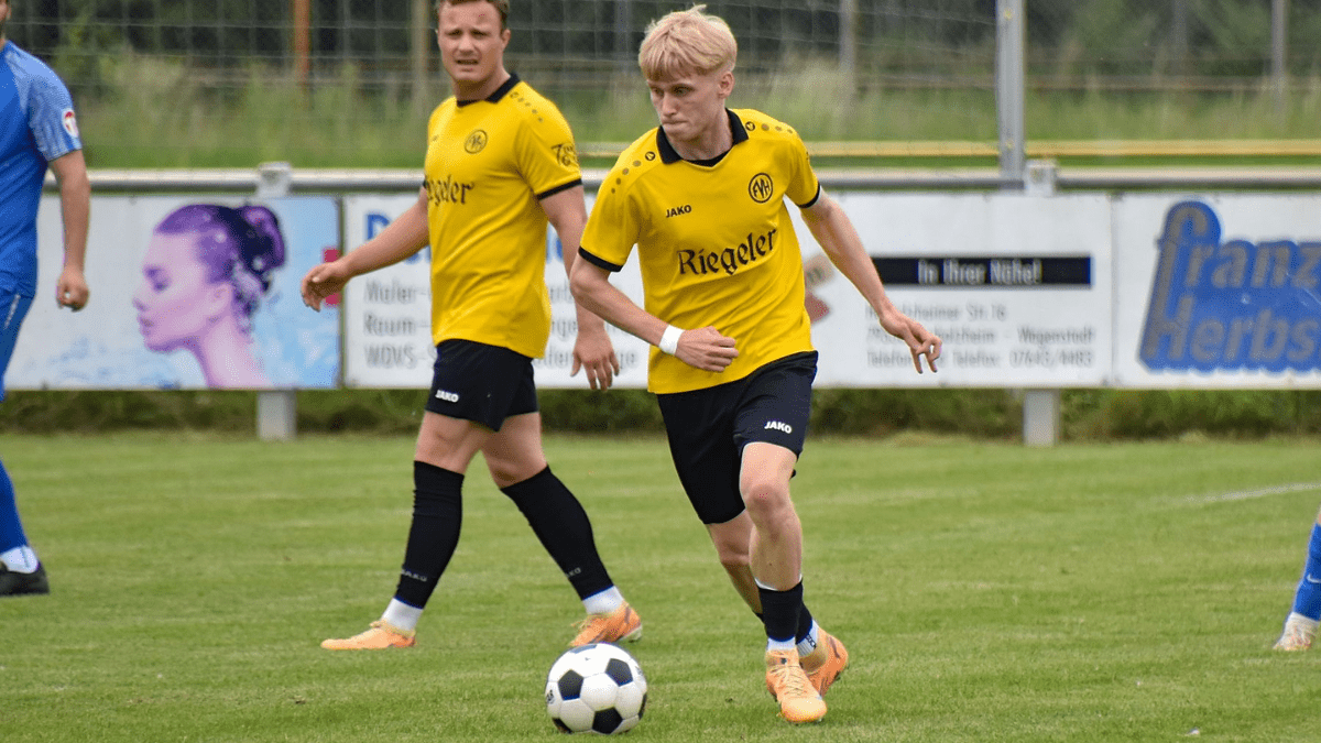 FV_Herbolzheim_FC_Denzlingen_2_32_Felix_Mamber Felix Mamber