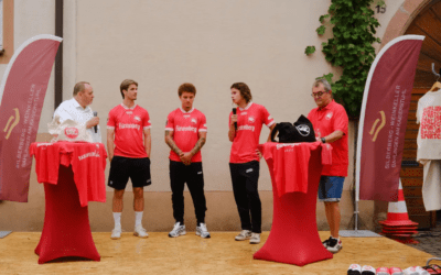 Mehr als 300 Fans trotzen dem Wetter